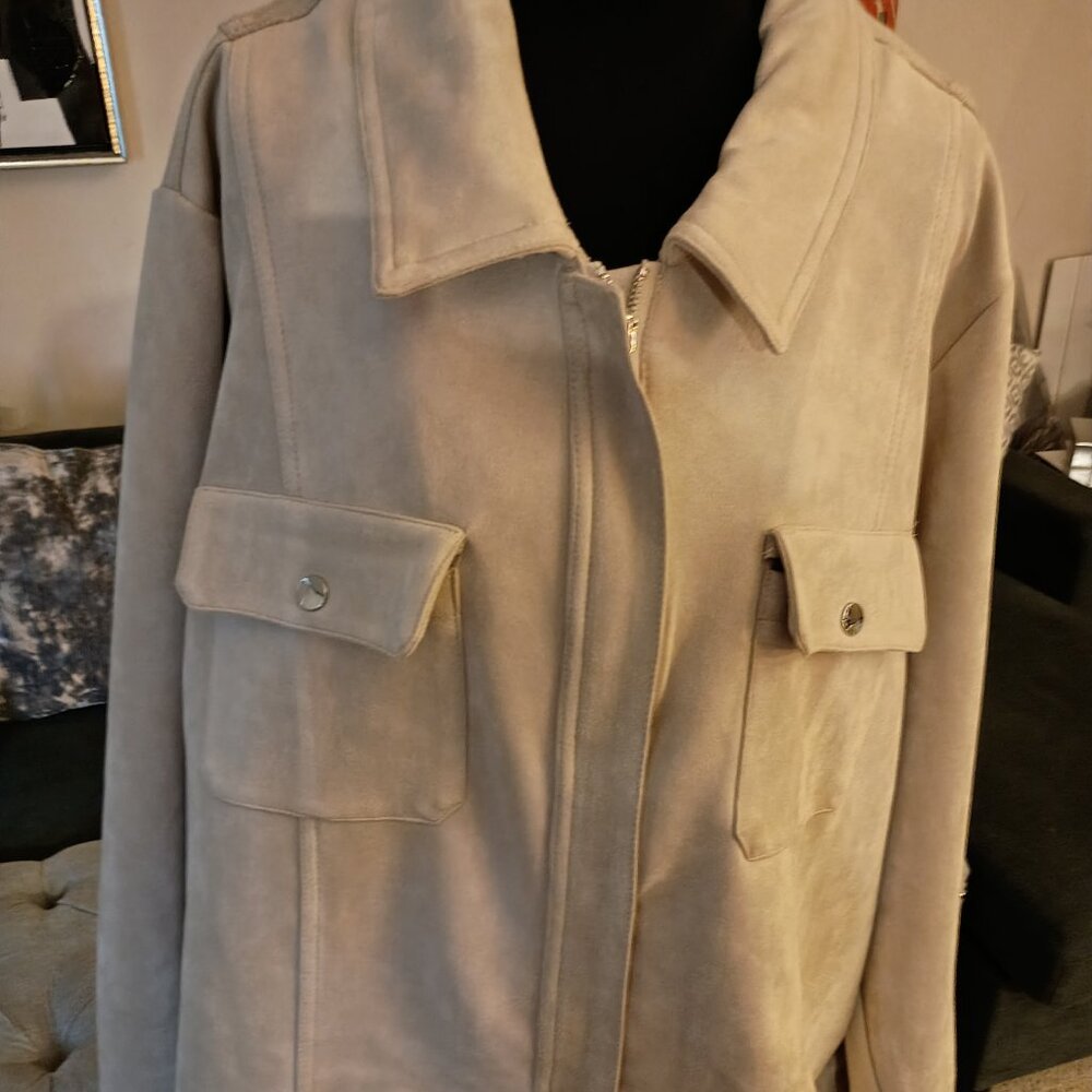 MAGASCHIONI WOMAN PLUS SIZED FAUX SUEDE KHAKI/CREAM ZIP UP JACKET NWT